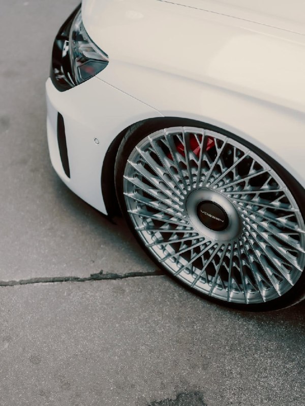 Audi E-Tron GT на дисках Vossen S21-11T с матовым глянцевым прозрачным покрытием. 2