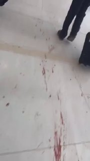 Как минимум 309 человек пострадали и 12 погибли при ракетной атаке хуситов на аэропорт Эр-Рияда в Саудовской Аравии. Ракета ударила у терминала №3 международного аэропорта имени короля Халида. Ещё один снаряд упал возле аэропорта в Даммаме на востоке стран