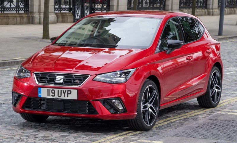Обновлённый SEAT Ibiza раскрыт до премьеры 4