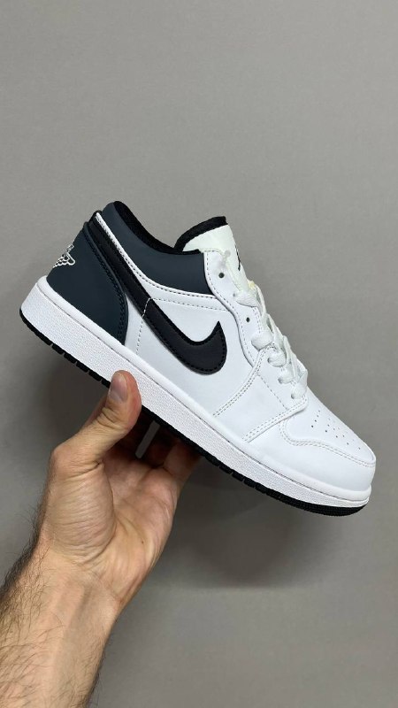 SportBrand | اسپرت برند: Nike jordan 1 low Size: 38 45Gheimat: 4,950,000 t🆔 جهت اطلاع از موجودی و ثبت سفارش @Sportbrandir📞 یا با شماره09903998055
