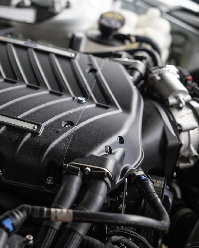 Разработанные в сотрудничестве с командой Whipple Superchargers, комплекты наддува от Ford Racing бы 3