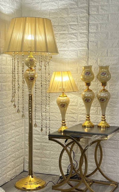 Best decor: سالنی ۳۳۰۰رومیزی ۱۶۰۰شمعدان ۲۳۰۰