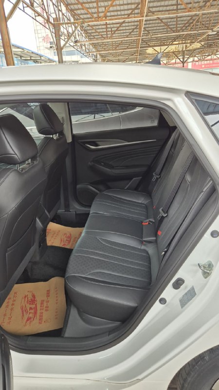 Volkswagen T-Cross 2023 фото 3