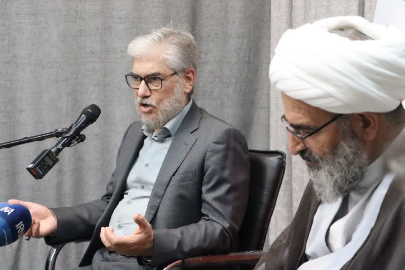 سمنان لاین/خط خبری..: وزیرعلوم در سمنان مطرح کرد: سال تحصیلی آینده دانشگاه‌ها به‌صورت حضوری برگزار خواهد شد و دانشجویان جدیدالورود پس از اعلام
