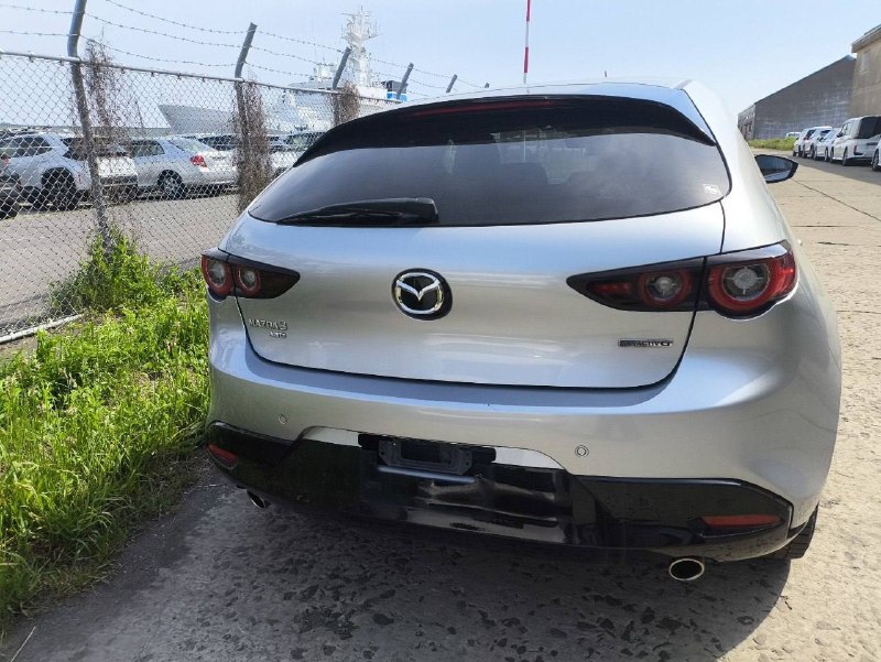 Mazda 3 2023 фото 4