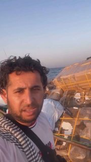 דוברה איראנית כוונה בטעות בהתקפת מל"ט איראנית בחוף עומאן, שלמרבה המזל לא גרמה לנפגעים.