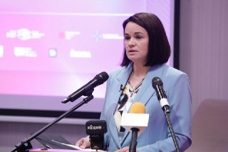 Тихановская обсуждала со спецпосланником Трампа возможность объявления в Беларуси всеобщей амнистии по политическим деламЛидер белорусской оппозиции Светлана Тихановская обсуждала со спецпосланником президента США Джоном Коулом возможность объявления в Бел