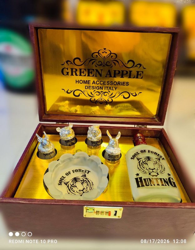 Poly Nice co🍏 کانال عمده فروشی: ست باکس چوبی 4شات نقره ای همراه بطری و زیر سیگاری ماتکد351Sشات کوتاه2940