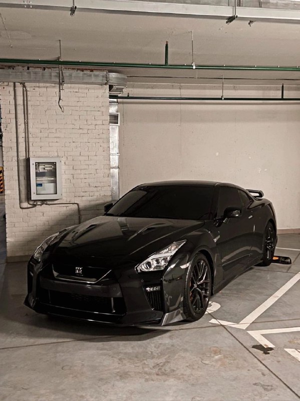 Nissan GTR