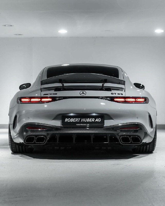 Новый Mercedes AMG GT 63 Coupe 3