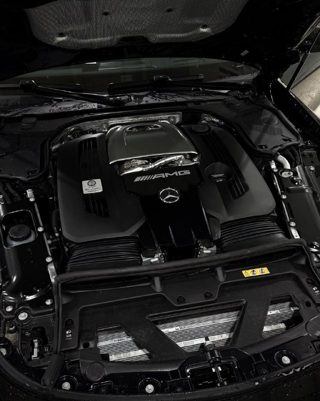 BATMAN NEW CAR: AMG GT 63 S E 840 HP 4.0-L V8 BITURBO 4MATIC+ Hybrid 5