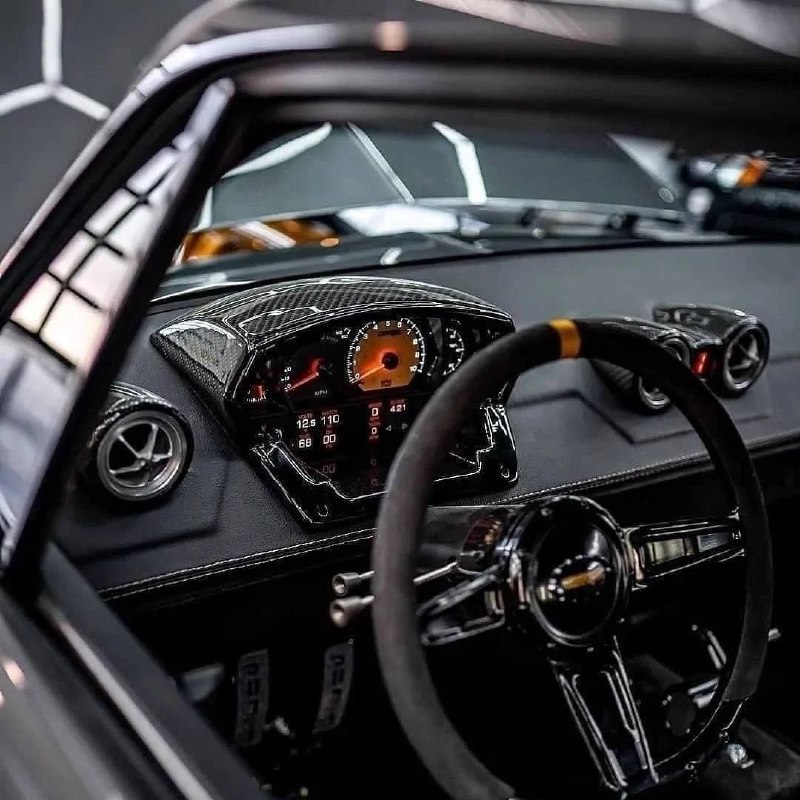Mustang с двигателем от Ferrari 5