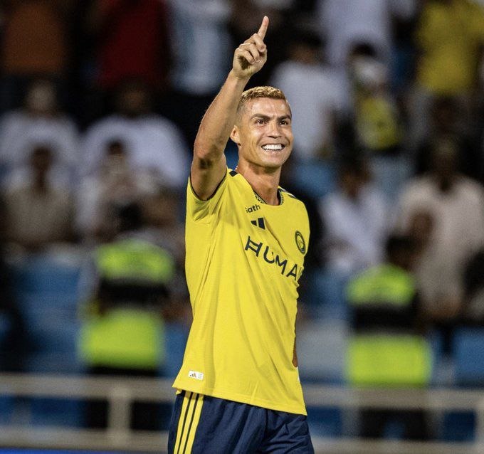 رئال مادرید | Real Madrid: 🗣 فیلیپه ملو [بازیکن برزیلی]:🗣اگر فقط ۳ گل تا رسیدن به ۱۰۰۰ گل باقی مانده باشد.🗣من هزینه بلیط خودم را پرداخت می‌کنم، حتی