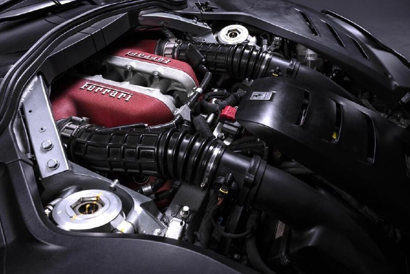 Ferrari Purosangue '2022 | единственный современный кроссовер с атмосферным V12 6