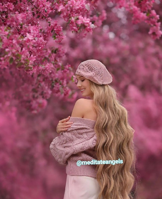 مدیتیشن فرشتگان: 🍂🌻 نسبت به خود با مهربانی رفتار کنید و همواره خود را تشویق نمایید. یادتان باشد که اگر بخواهید به بدبینی خود نسبت به یک م