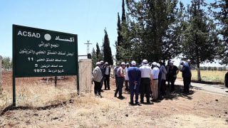 לפתח שיתוף פעולה בתחום החקלאי.. משלחת סודנית בראשות שר החקלאות והיערות באזור הנילוס הכחול מבקרת בתחנת המחקר…