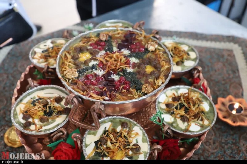 کانال اخبار استان زنجان: 🔻دیگ‌های آش برای جشنواره ملی به جوش آمدند 🔴 نخستین مسابقه پیش‌رویداد نوزدهمین جشنواره ملی آش ایرانی، با حضور آشپزان زنجا