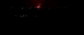 דחוף: הפצצת ארטילריה של הכיבוש ואדי סלוקי והעיירה קנטרה, דרום לבנון.