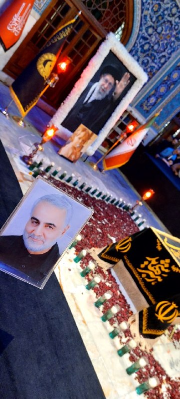 Qasem Soleimani | قاسم_سلیمانی#: ❁﷽❁ «یه کنج از حرم» همنصیب آقای خامنهای شد. 😭«یهکنجازحرم» خواستن، زحمت میخواد، تلاش میخواد، درد کشیدن میخواد، دوی