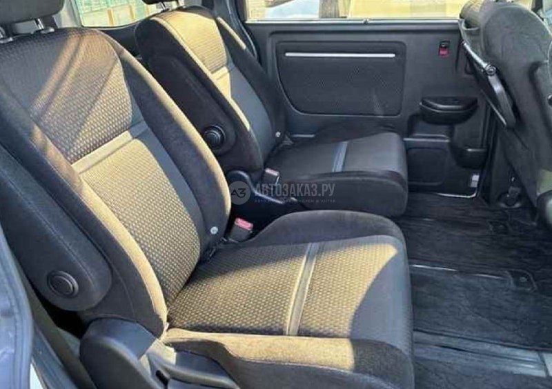 Honda Stepwgn 2018 фото 4