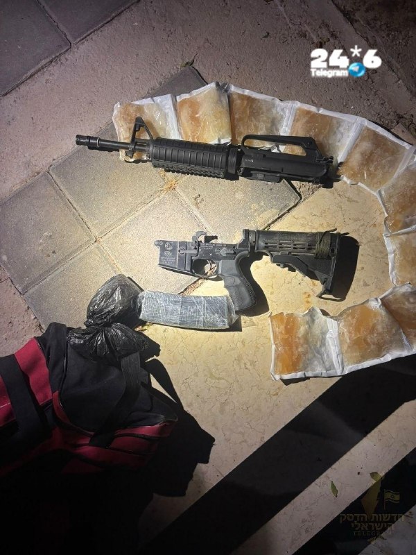 🇮🇱 An M-16 weapon hidden behind a washing machine: activity of the 931st Battalion fighters in Samaria. During the night, the fighters of the 931st Battalion under the command of the Samaria Brigade arrested a wanted man who was involved in terrorism, and during searches for a military officer in his home, an M-16 type weapon was found along with ammunition that was hidden behind a washing machine in his residence.
