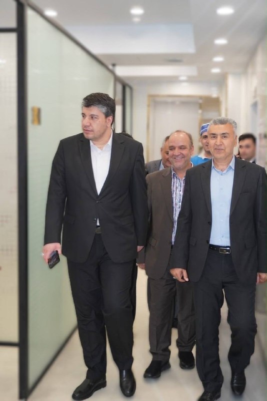 55 آنلاین: ⬇️همزمان با روز پزشک و طی بازدید از بیمارستان سپهر سلامت انجام شد✅ قدردانی مدیرعامل بانک صادرات ایران از کادر درمان/ افش