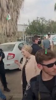 אזרחים ערבים מגרשים את שר ההתיישבות הישראלי מהעיר רהט שבנגב