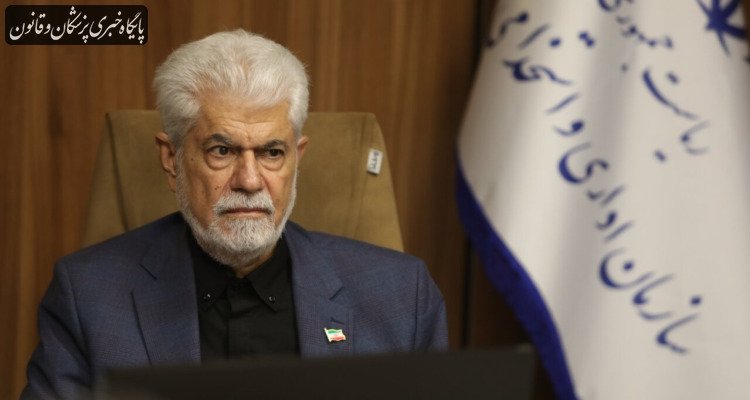 پایگاه خبری پزشکان و قانون (پالنا): 🔹 تاکید شهریاری بر لزوم رصد مسیر تجویز و عرضه دارو؛🔵 هر چیزی را در فضای مجازی به اسم دارو و مکمل به مردم میفروشند🔹 ترکی