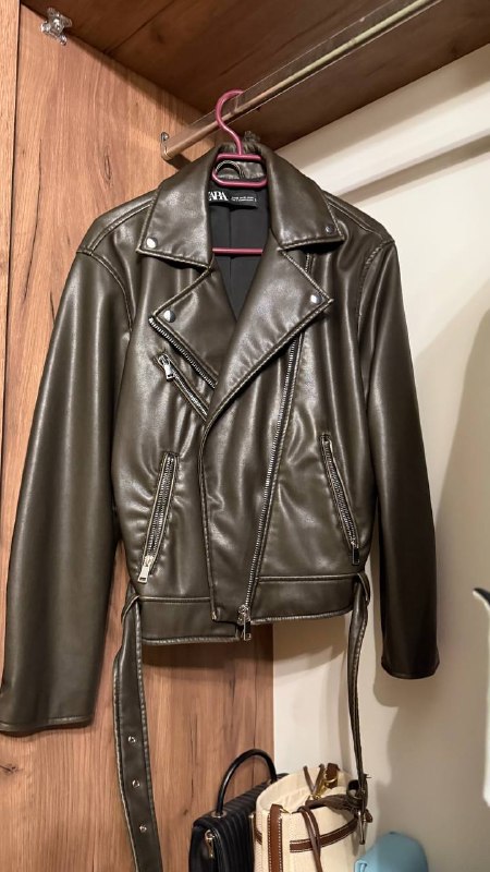Кожанная куртка Зара, XS/S — фото 1