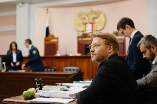 Глава «Яблока» призвал россиян не участвовать в акциях в поддержку партииНиколай Рыбаков написал в своем телеграм-канале, что «Яблоко» не проводит и на планирует проводить никаких публичных акций в российских городах. Он подчеркнул, что это может быть опас