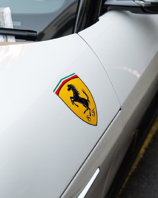 Ferrari 12Cilindri 2
