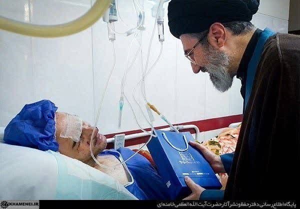 دیده بان شهر: 📸 انتشار برای نخستین بار؛ تصاویری از رهبر انقلاب، امام سیدمجتبی خامنه‌ای، در عیادت از جانبازان انفجار پیجرهای لبنان🔗 @di