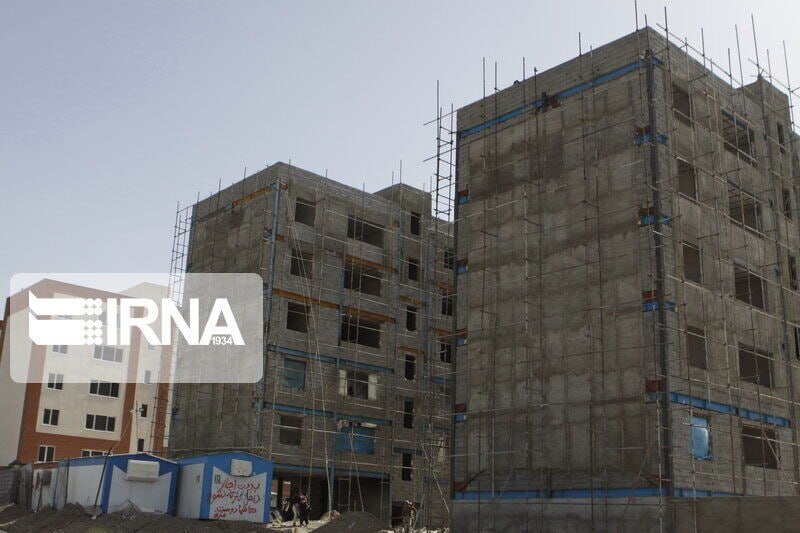 יועץ סגן שר הדרכים והפיתוח העירוני באזהרה על מכירת צפיפות מחוץ למסגרת התקנות והתכניות העירוניות במחוז מזנדר…