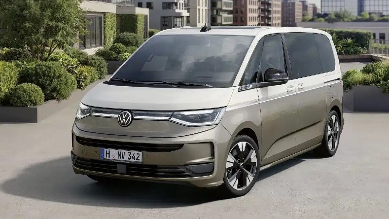 Volkswagen показал обновлённый Multivan до премьеры