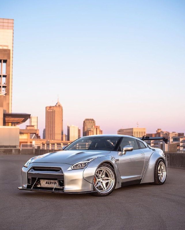 Nissan GTR