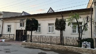 Ипакчида 6 соток ижарага уй