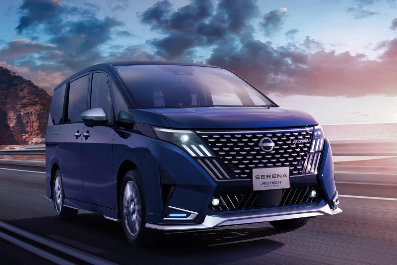 Nissan обновил минивэн Serena