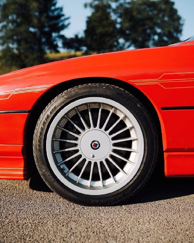 Alpina B12 5.7 Coupé 7