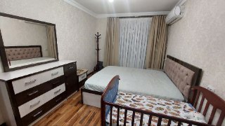 3 xonali 4 etajli g'ishtli uy, yangi remont, narxi kelishiladi