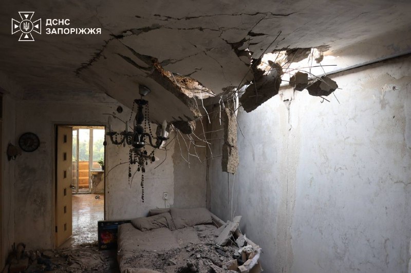 У Запоріжжі внаслідок російської атаки БпЛА травмовано 52-річного чоловіка та трьох жінок віком 84, 86 і 51 рік