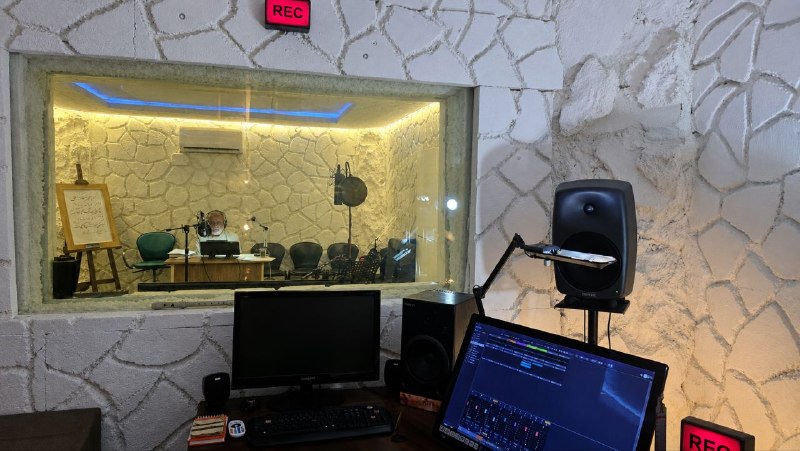 خبرگزاری مهر: بهروز افخمی راوی "حال خونین دلان؛ پهلوان جهان" شد🔺ضبط روایت مستند سینمایی "حال خونین دلان؛ پهلوان جهان" به روایت و کارگر