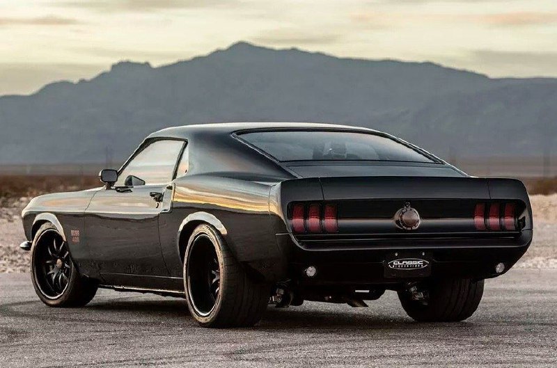 Ford Mustang Boss 429 с 9,0-литровым мотором 2