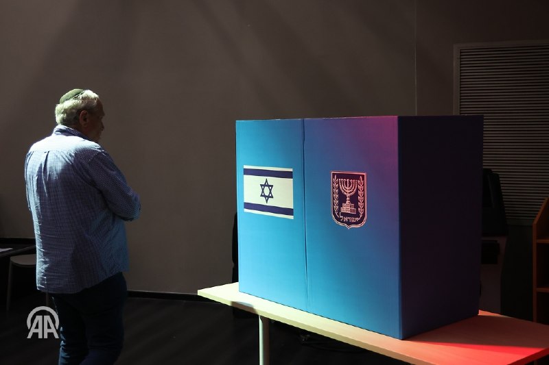 סקרי יציאה שערכו ארגוני תקשורת ישראלים, לאחר סגירת הקלפיות בבחירות לכנסת, הראו יתרון לקואליציית המפלגות היה…