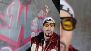 For realНовый фильм о гангста-журналисте Ali G выйдет 23 октября. Дату премьеры объявил сам Ali G в исполнении Саши Барона Коэна. Лента получила название Ali G: Who Iz I?«Журналист» в последний раз появлялся на публике на церемонии «Оскар-2016», а в кино —