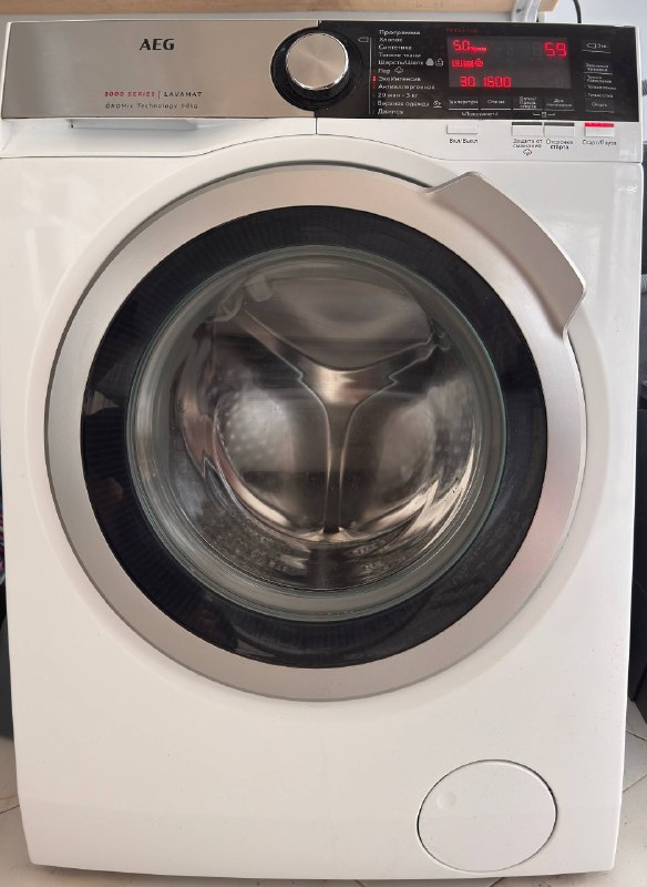 Продам стиральную машину AEG L8FEC68SR - 1000 лари — фото 1