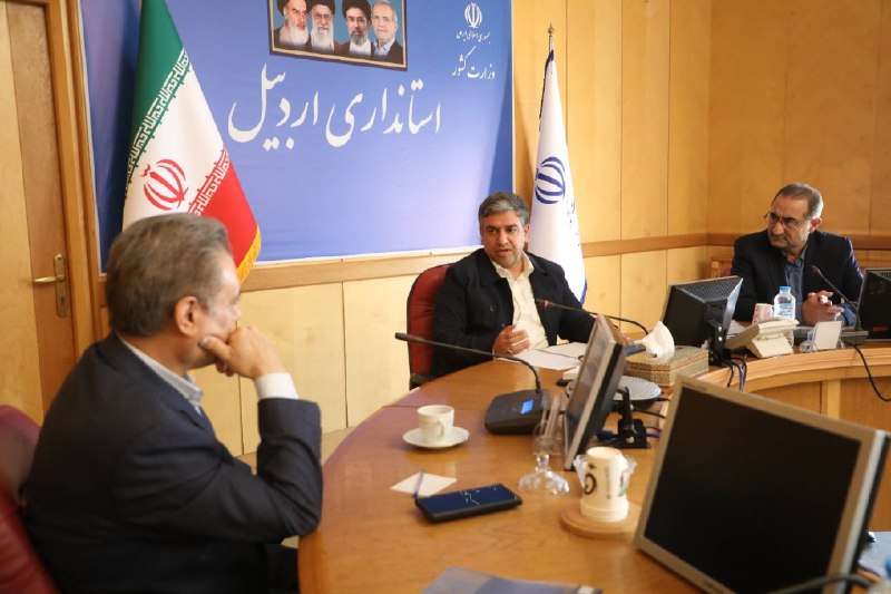 سلام استان | اردبیل: استاندار اردبیل در نشست با مدیرعامل بانک گردشگری ایران:پرداخت تسهیلات مصوب سفر رئیسجمهور به طرحهای گردشگری استان تسریع