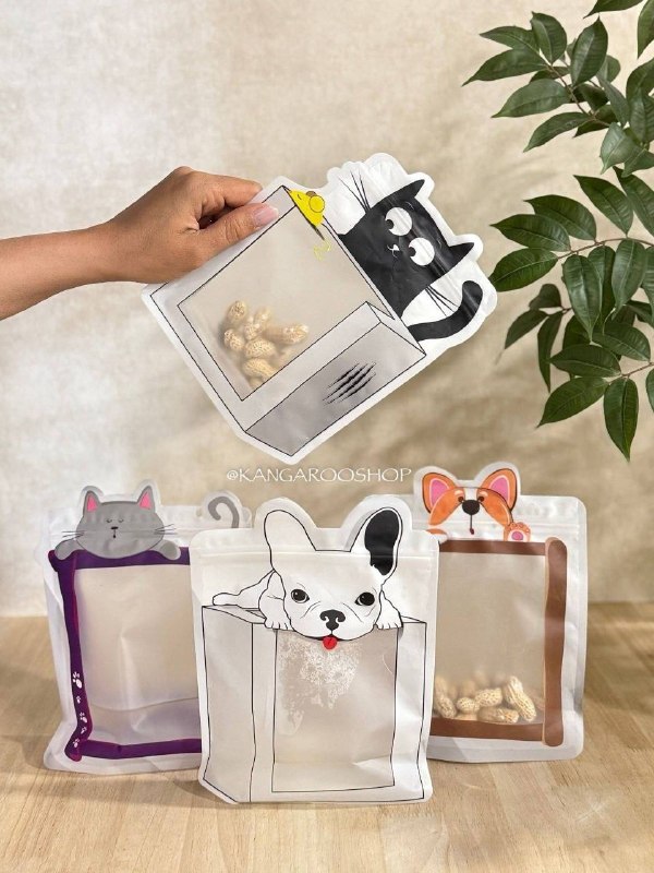 Kangarooshop: 🌸 زیپ کیپ cat&dog سایز بزرگ کد b510🎀پک : ۲۵ عدد🎀ابعاد: 22*17/5 cm🎀دارای رنگبندی🎀📦۳۰۰۰ عدد🎀قیمت : ۳۳۵۰۰ ت🆔كانال فروشگاه👇🏻