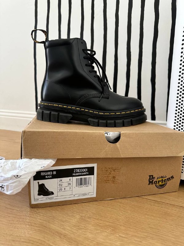 Ботинки Dr. Martens Rikard 8I — фото 1
