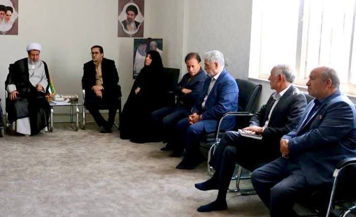 کرمان نو: 🔸آغاز هفته تشکل‌ها در استان کرمان با محوریت تقویت سرمایه اجتماعی 🔸نقش کلیدی ۸۵۰ تشکل مردم‌نهاد در حل مسائل استان کرمان🔸ه