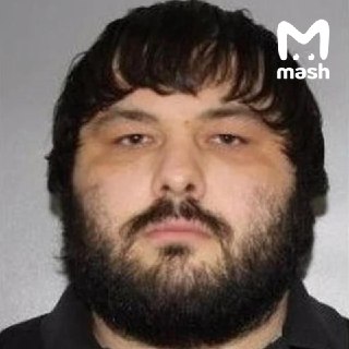 Главарь одной из самых кровавых ОПГ России Алексей Худаев покончил с собой в оренбургском СИЗО. Он причастен минимум к семи убийствам крупных предпринимателей и одного ребёнка.Худаева задержали в Москве в начале декабря 2025 года: ему вменяли организацию О